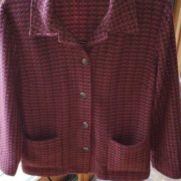 Appleseed's Burgandy Plaid Full Buttoned Sz. 12P Jacket with Pockets - Picture 3 of 5